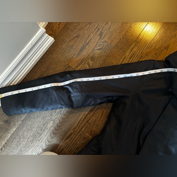 Aritzia Babaton Oskar Parka in Black - Picture 12 of 15